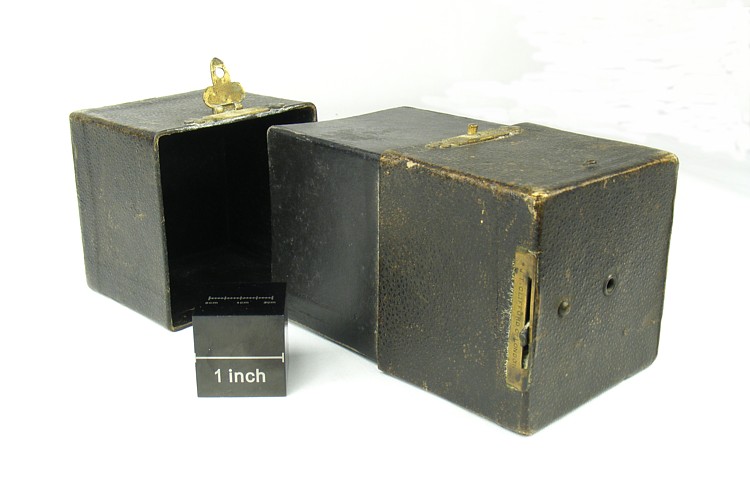 Image of Clifford box plate camera (open)