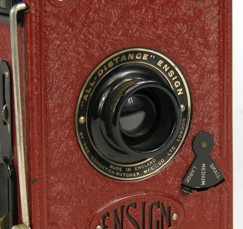 Image of All Distance Ensign box camera (red)